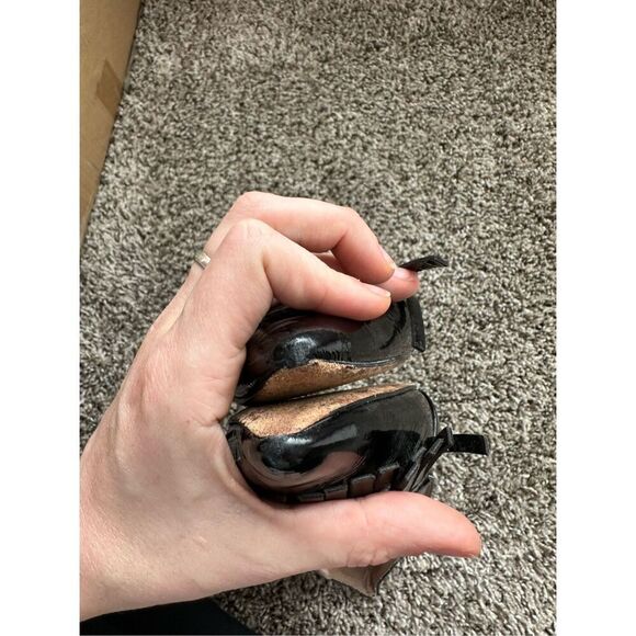 Kate Spade Block Heel Black Patent Leather Pumps Shoes Fringe Size 9.5 - Picture 5 of 6